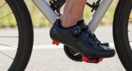 adjust cleats to prevent knee pain