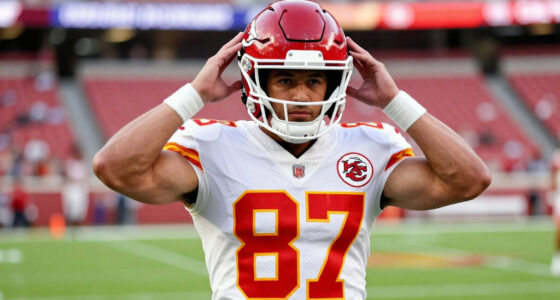 Travis Kelce Physical Appearance
